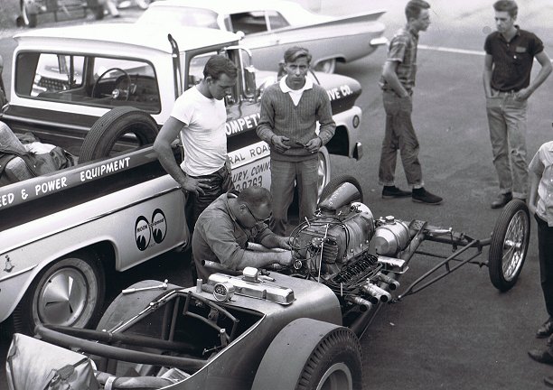 Name The Guys -Early Pic of the Week – Dover Drag Strip